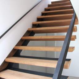 Construire un Escalier de Secours Conforme aux Normes Meudon